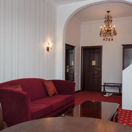 Ar Nuvo Hotel Karagandy Buitenkant foto